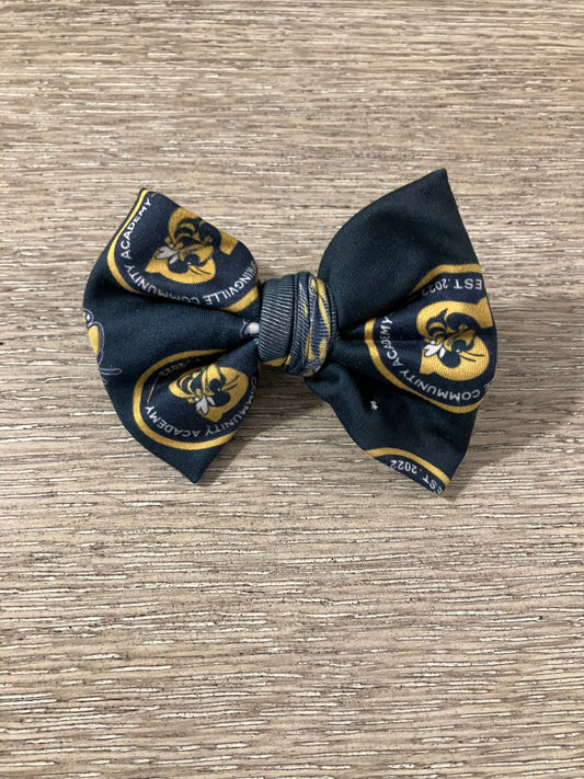 Springville clip bow