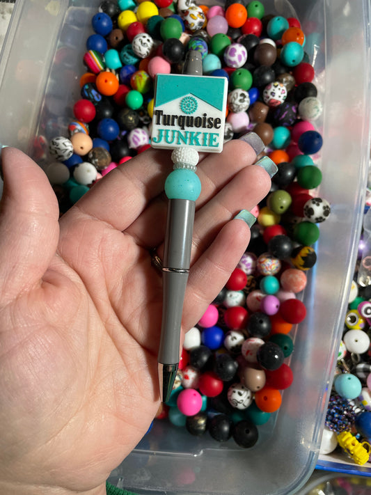 Turquoise junkie pen💜