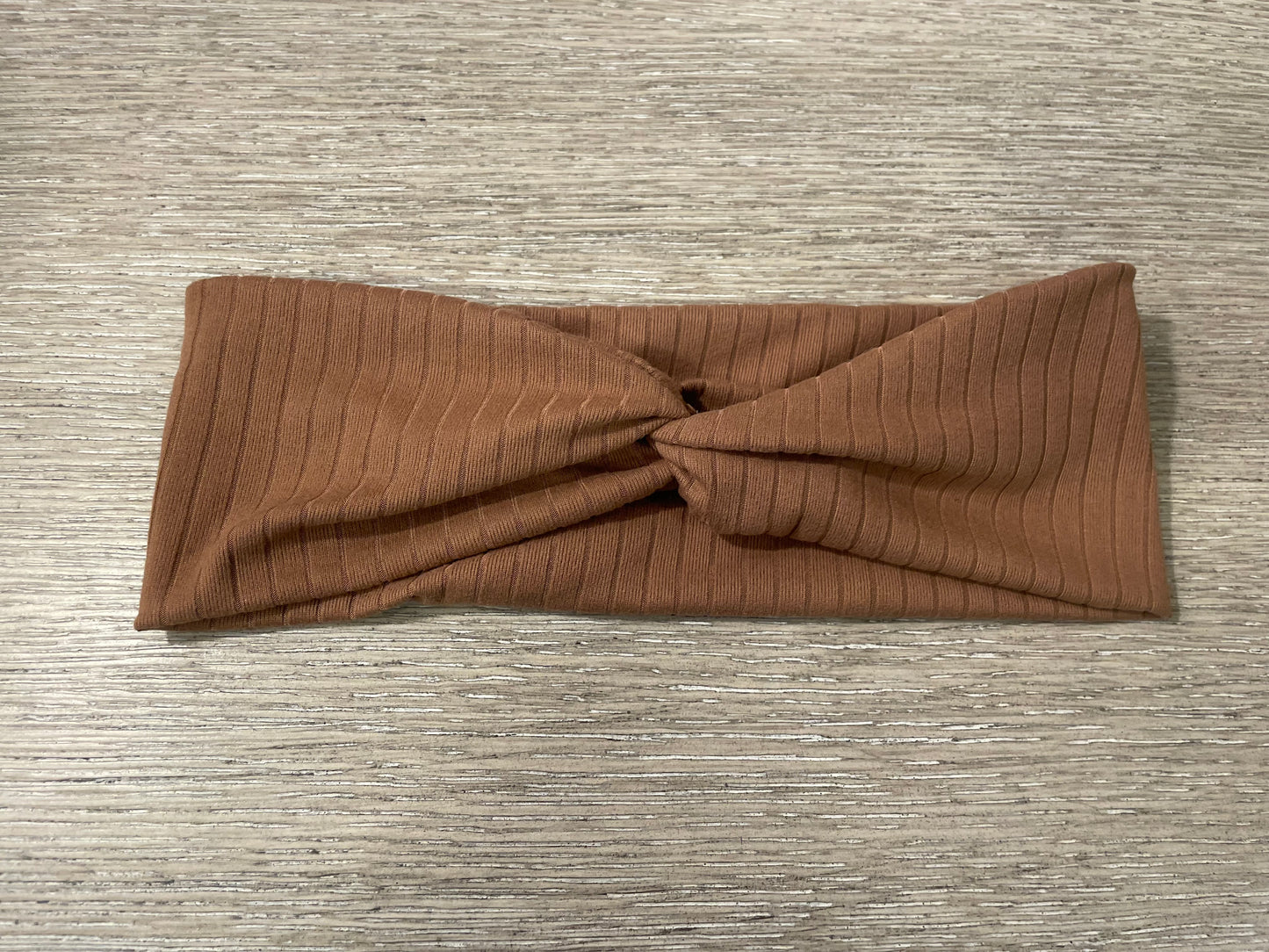 Caramel ribbed adult (gently used)