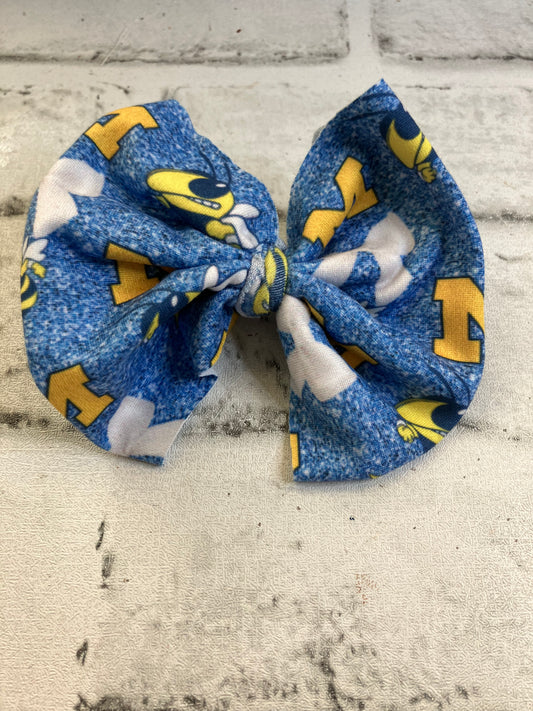 Mitchell clip bows