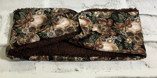 Skull adult ear warmer