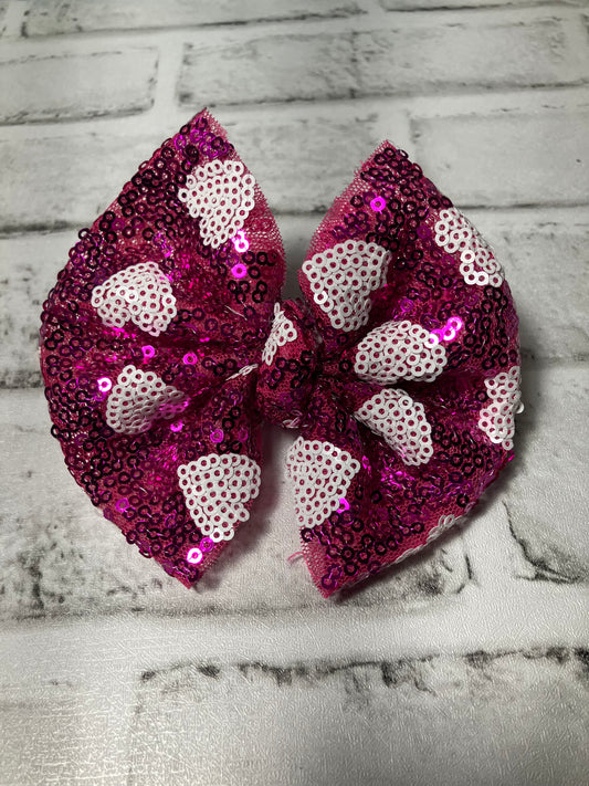 Pink glitter heart clip