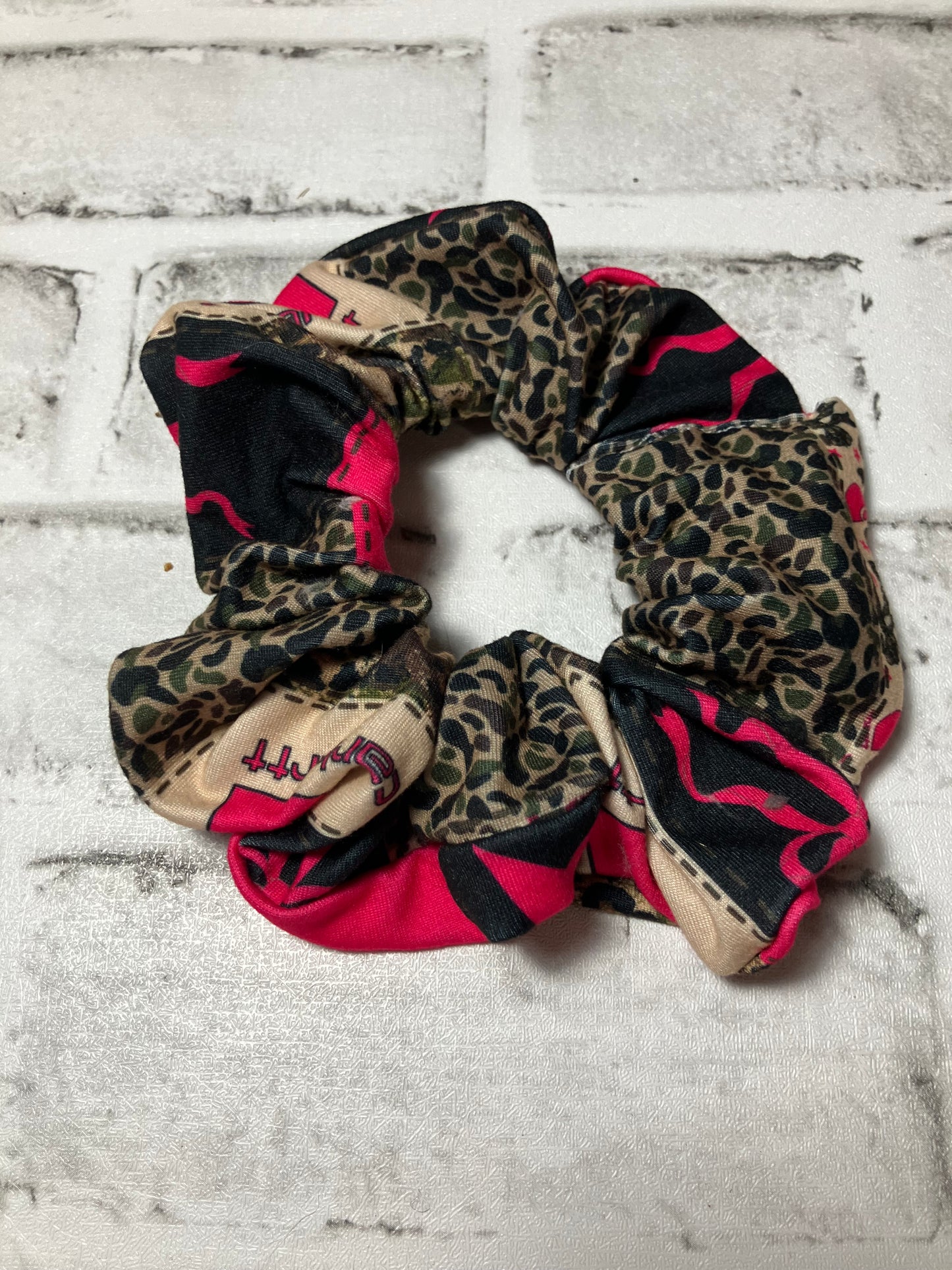 Patchwork camo workwear scrunches