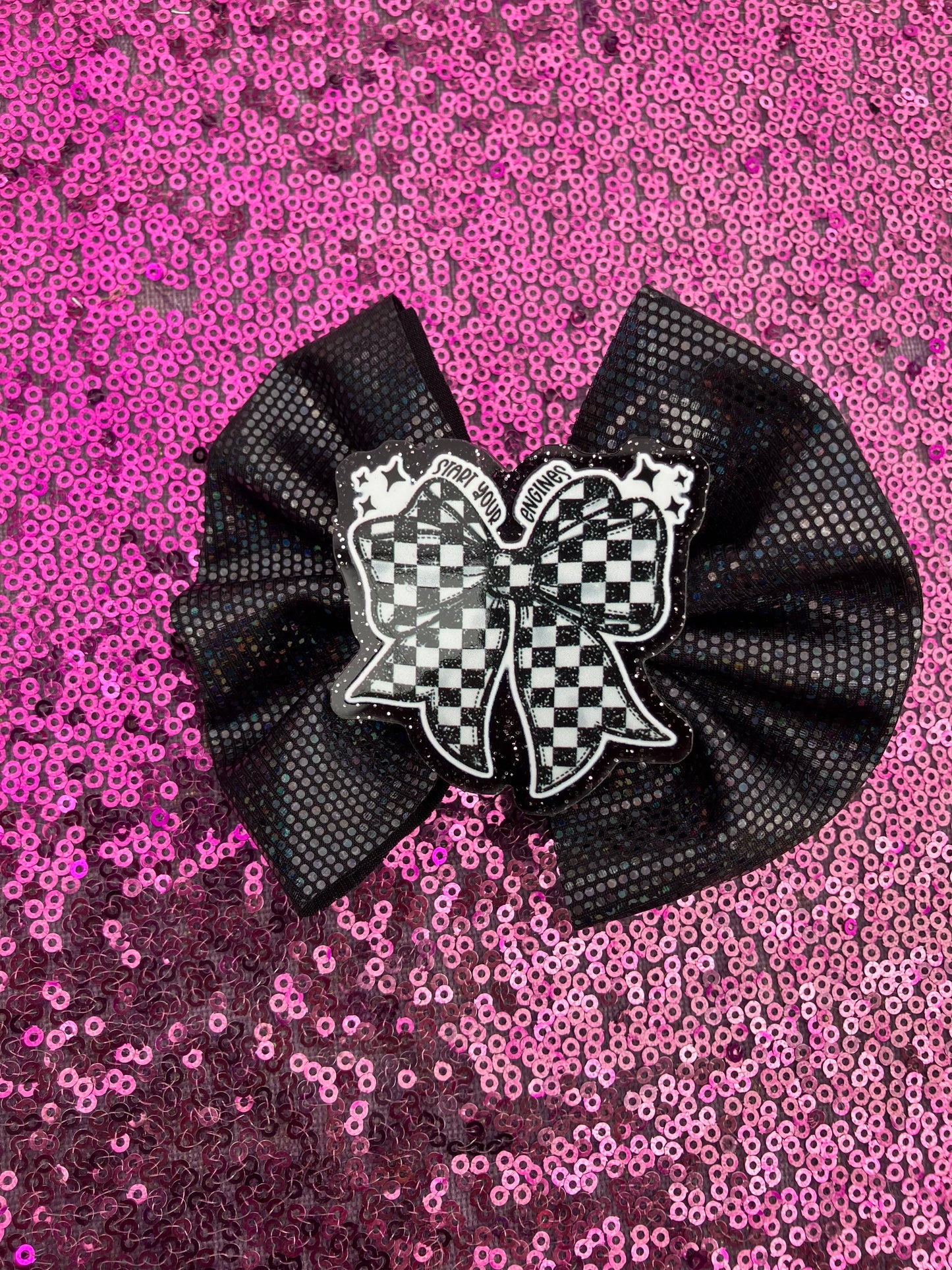 Race clip bow