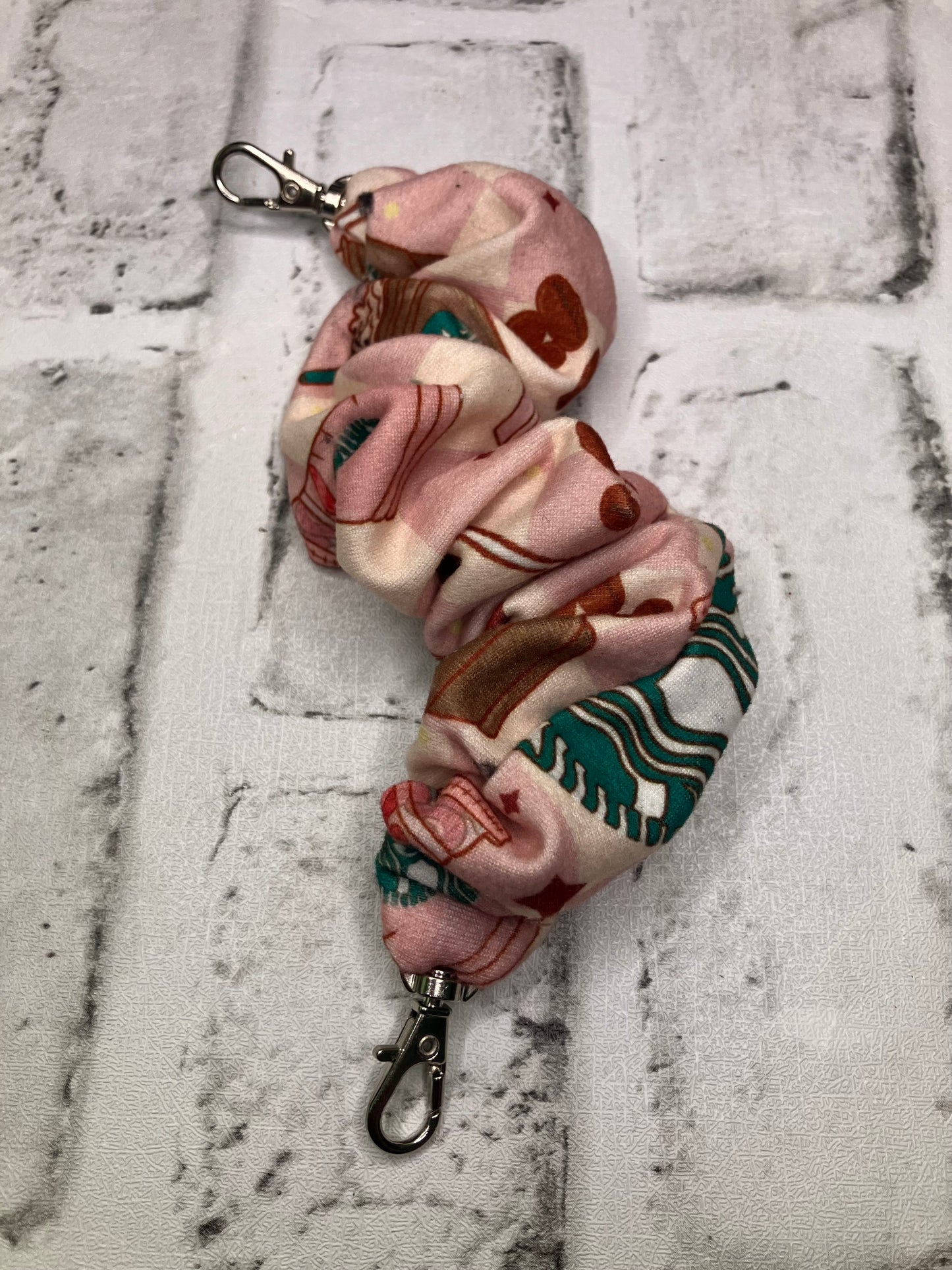 Coffee scrunchie phone holder