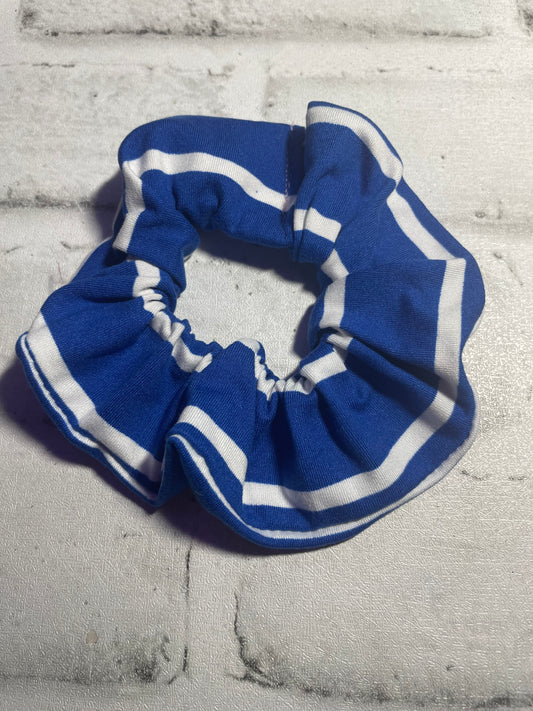 Blue stripe scrunchies🖤