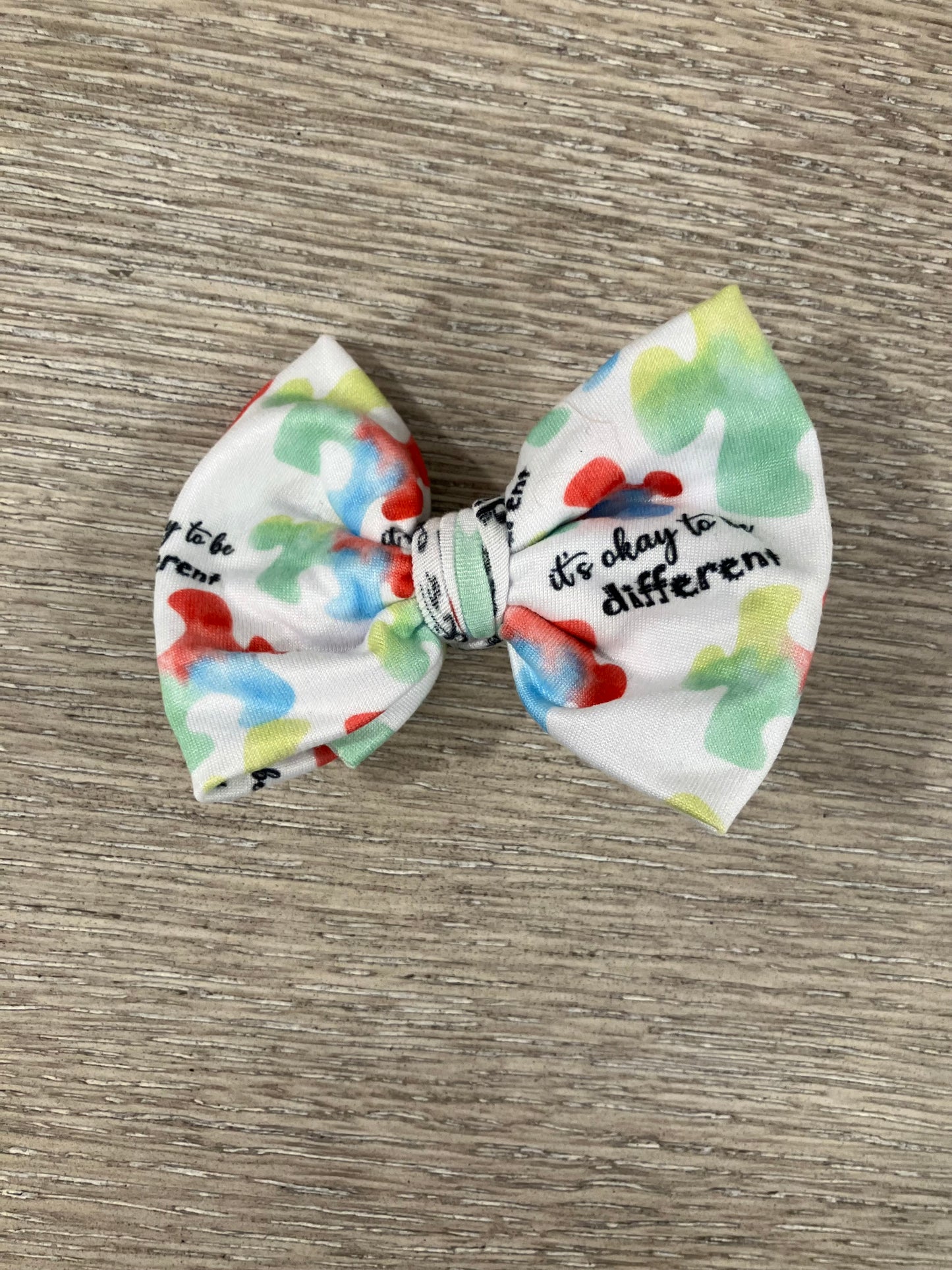 It’s okay to be different clip bow