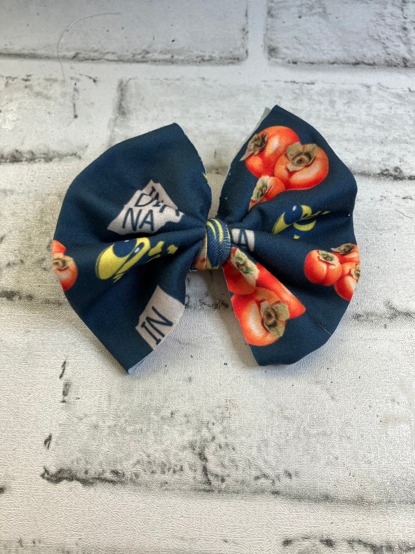 Persimmon clip bows