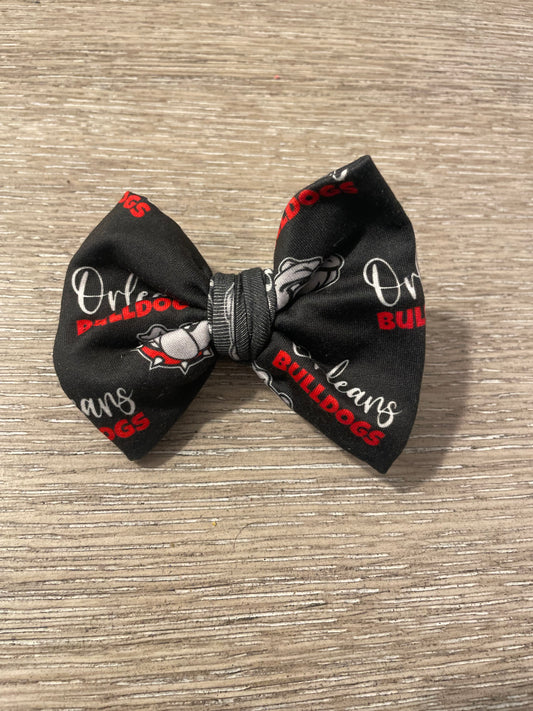 Orleans bulldogs clip bows🪩