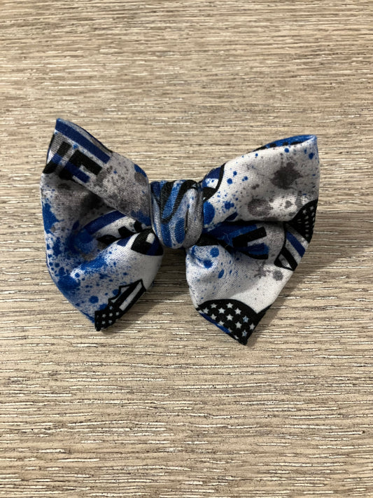 Back the blue clip bow
