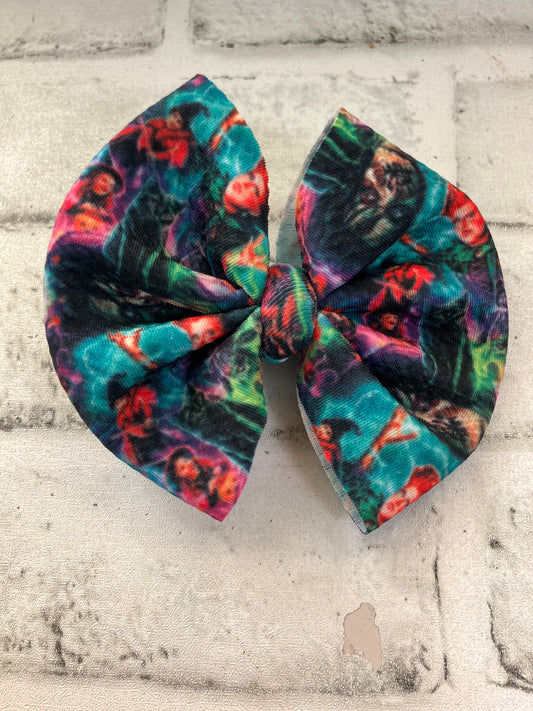 Witches clip bows