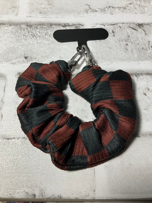 Black brown checkered scrunchie keychains phone holder