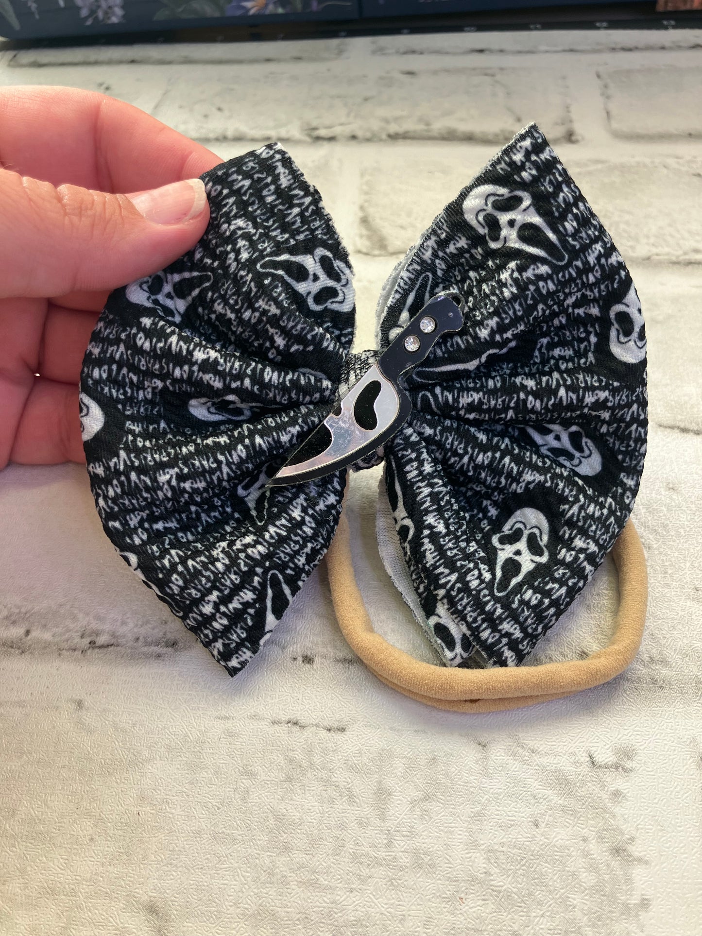 High end Ghostface clip bow