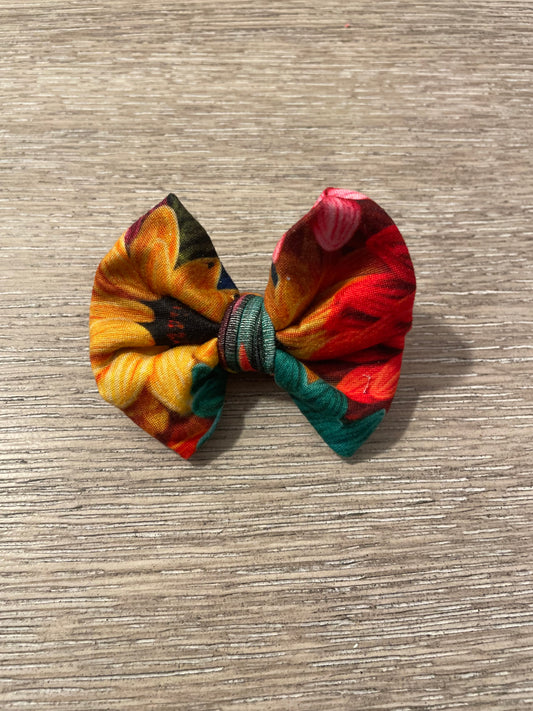 Colorful flowers clip bow🧡