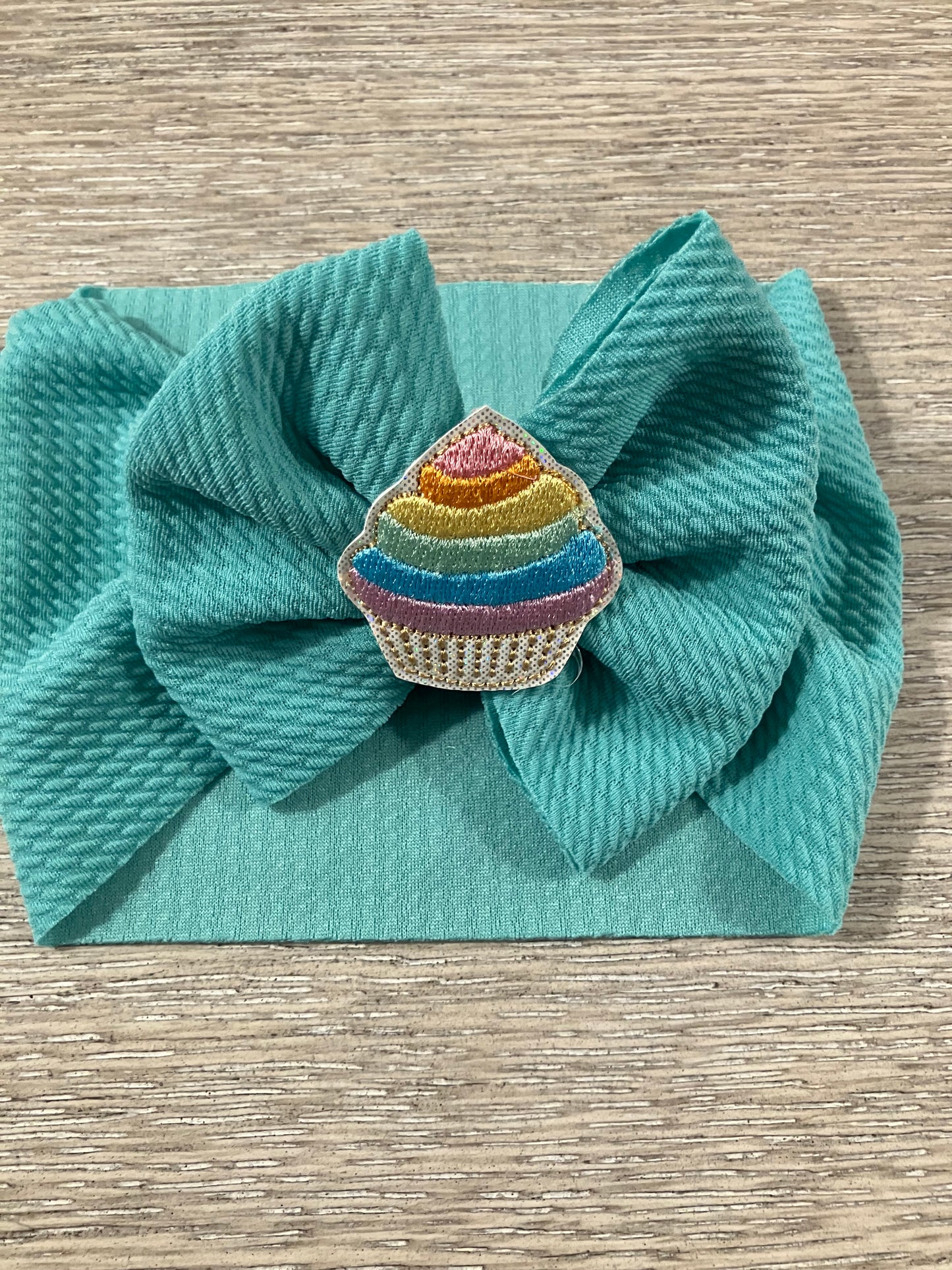 Birthday cupcake toddler bow wrap
