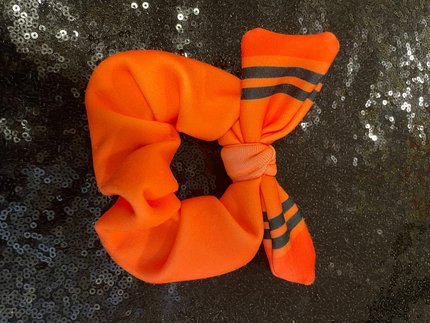 Orange crayons scrunchies