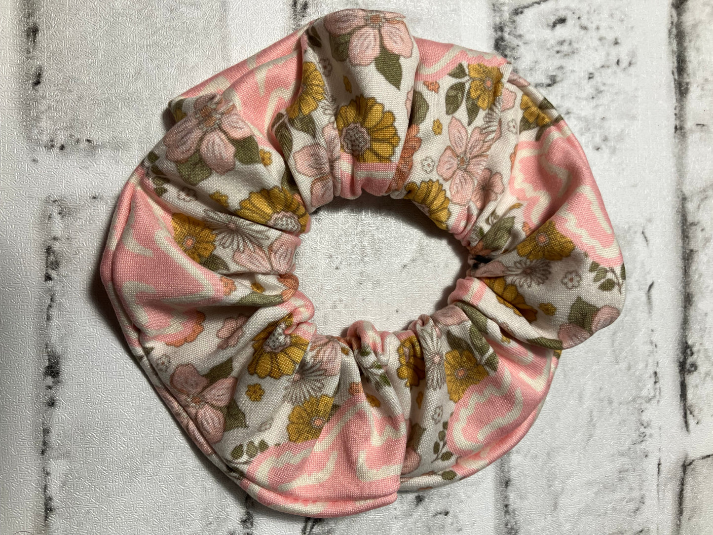 Racing floral scrunchies