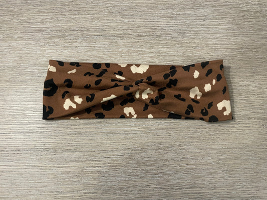 Dark cheetah adult (gently used)