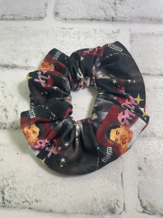 Gates Kevin scrunchies🧡