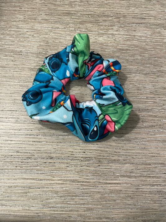 626 Christmas scrunchie keychain