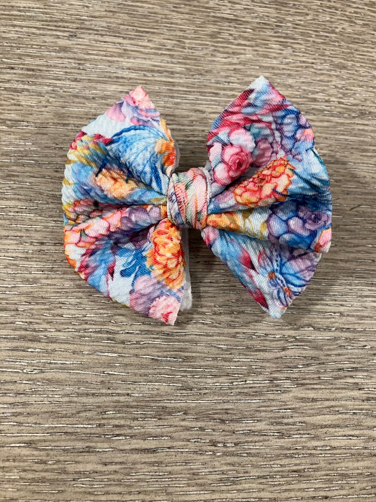 Bright flower clip bow