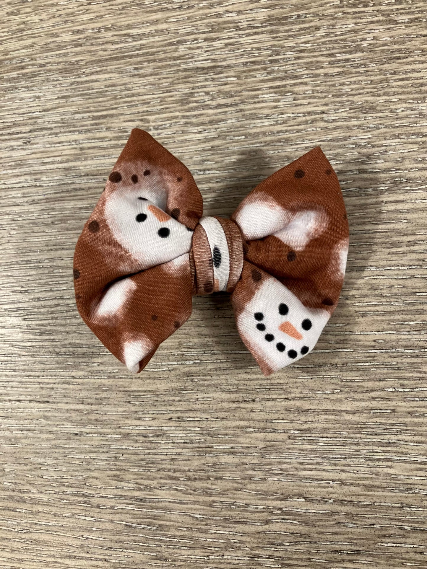 Hot chocolate snowman clip bow