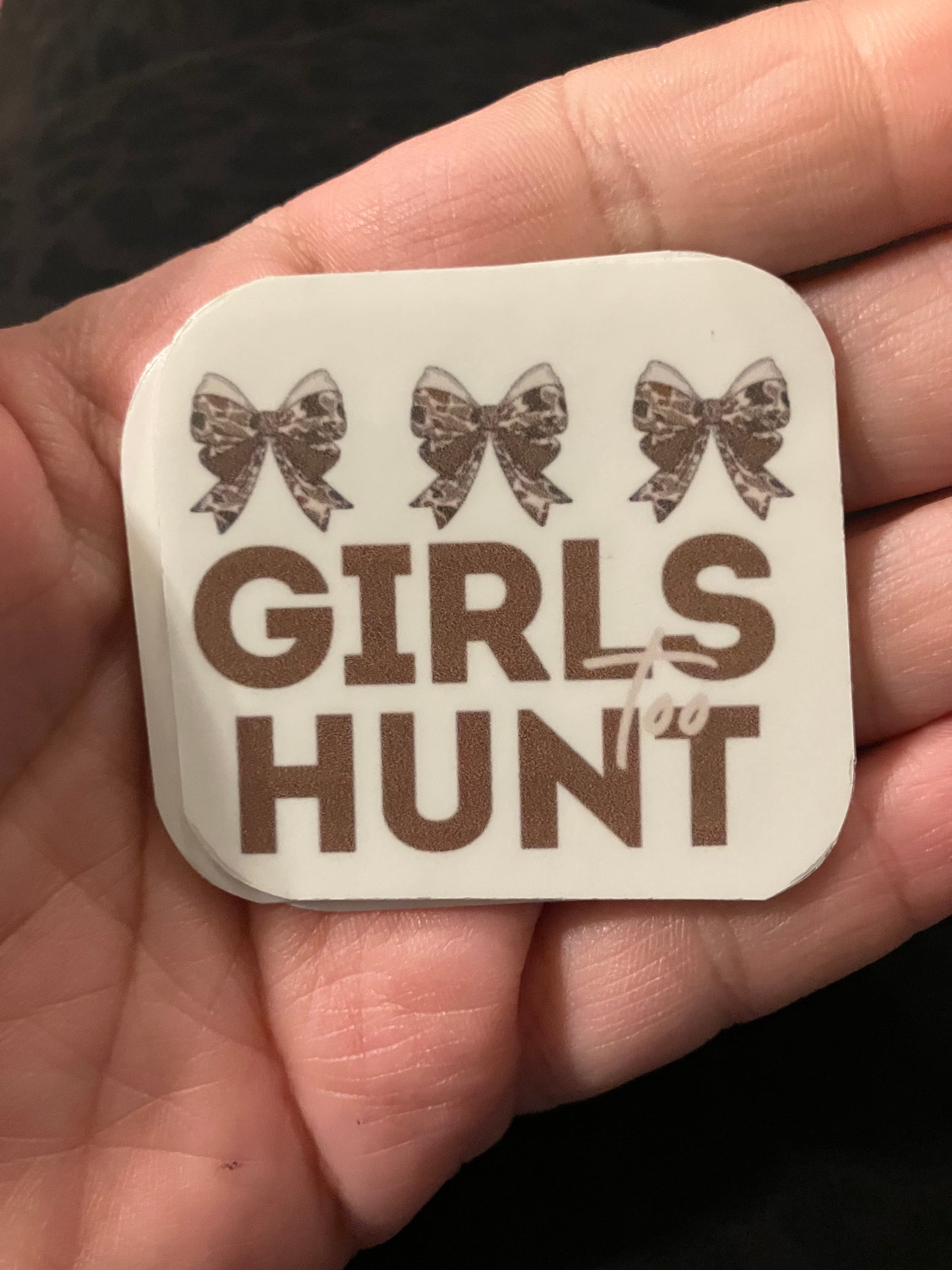 Girls hunt stickers