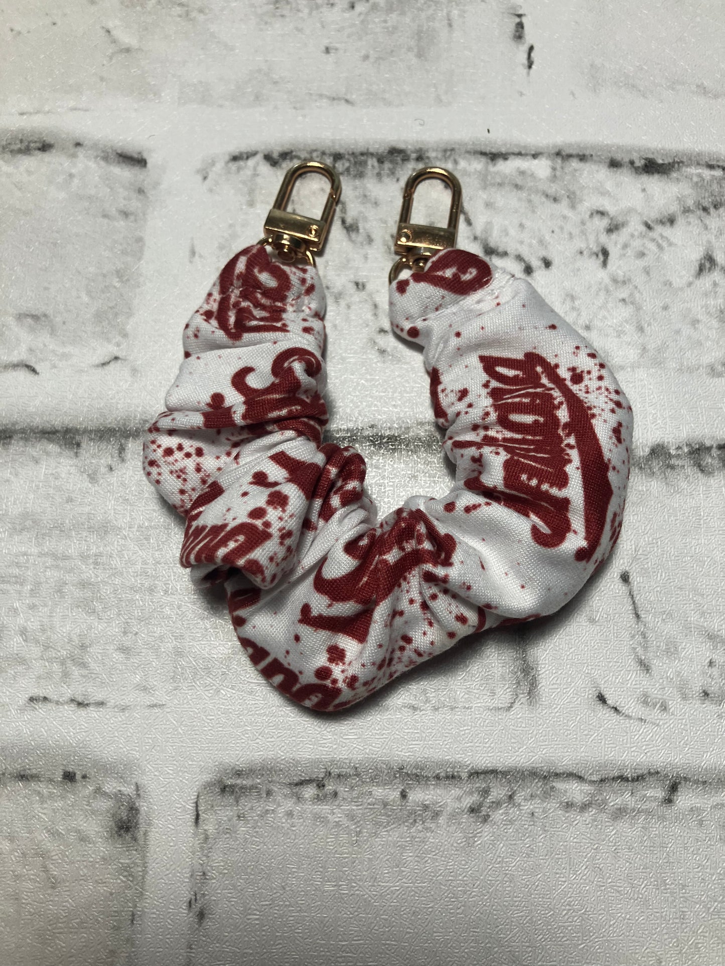 Indiana scrunchie phone holder