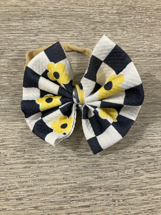 Yellow flower checkered nylon bows