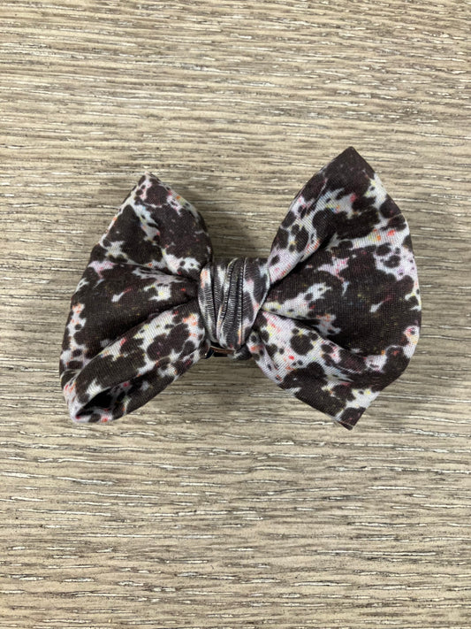 Cow paint splatter clip bow