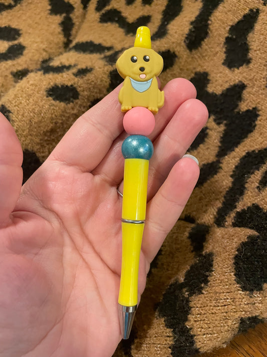 Golden lab pen