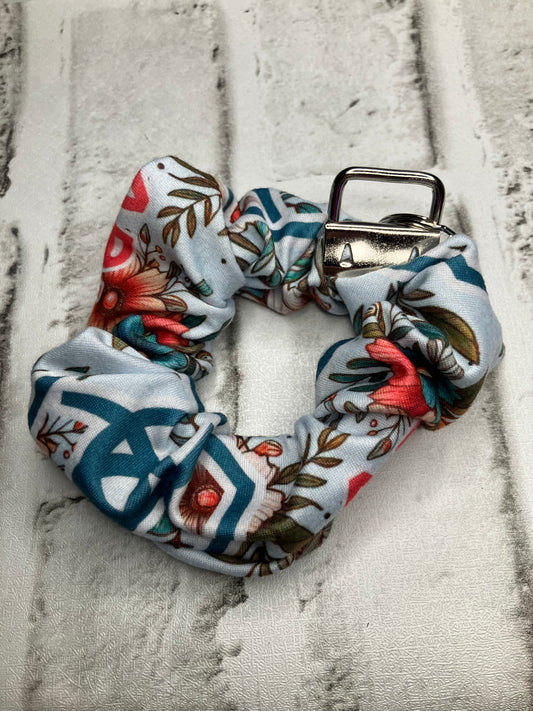 Blue floral blue collar scrunchie keychains