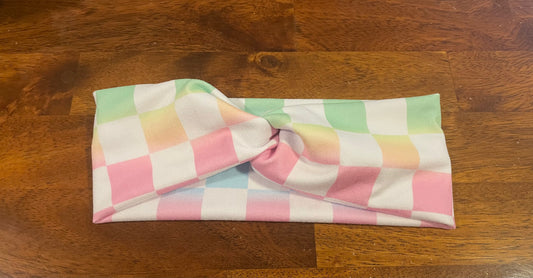Rainbow checkered child headband💚