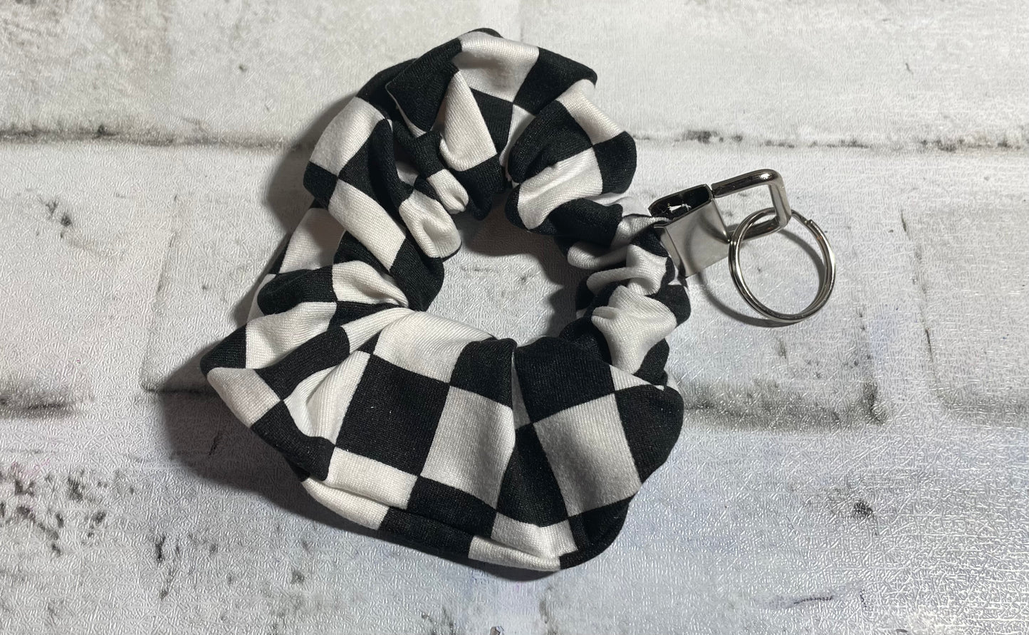 Checkered flag scrunchie keychains⭐️