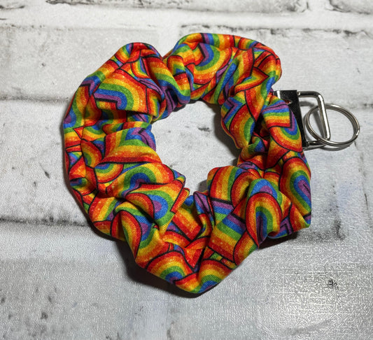 Rainbow heart scrunchie keychain⭐️